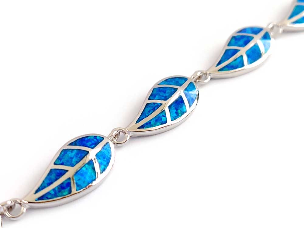 Adjustable Greek bracelet with leaf design and opal detail