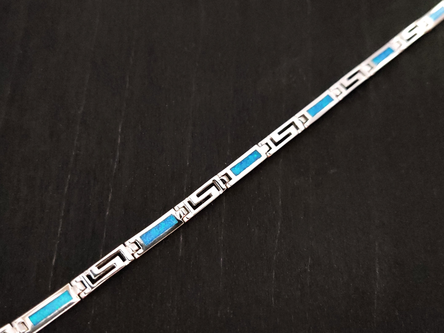Bracelet en argent et opale bleue clé grecque 4 mm