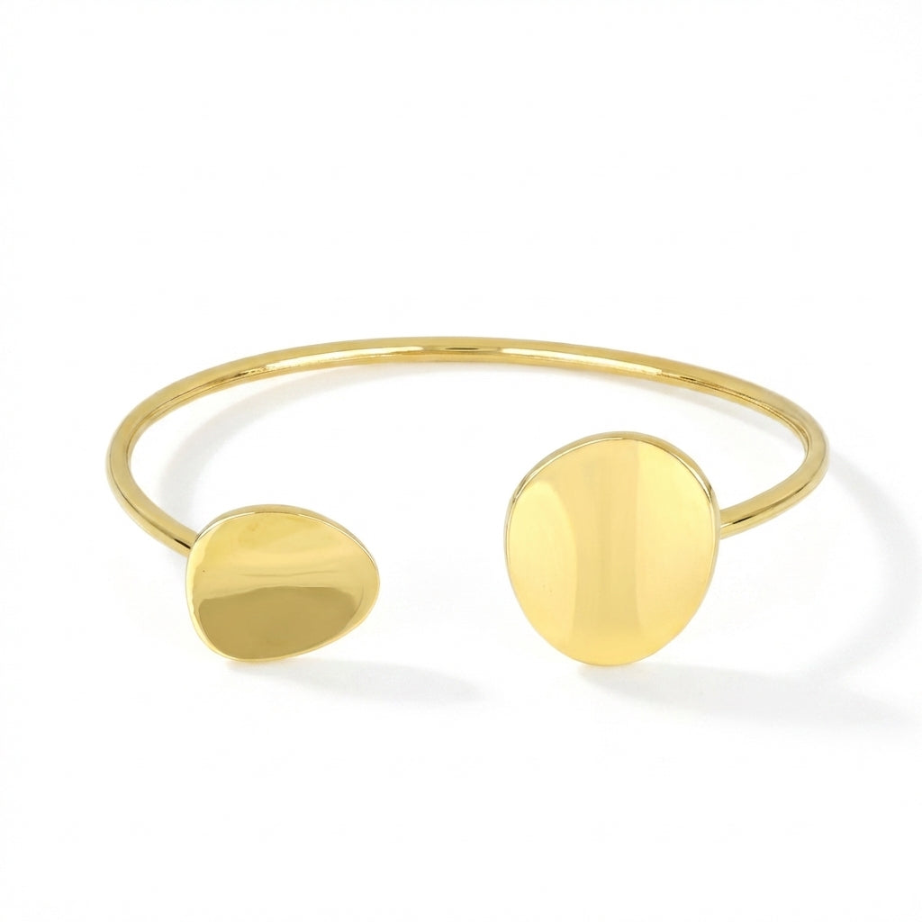 Stainless steel gold cuff close up