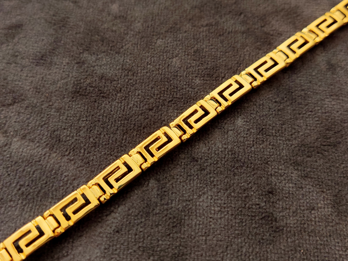 Armband aus vergoldetem Silber mit griechischem Schlüssel, 5 mm