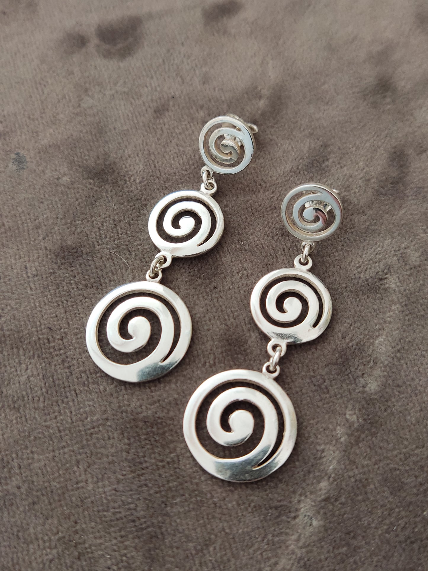 Greek Triple Spiral Gradual Dangle Silver Earrings