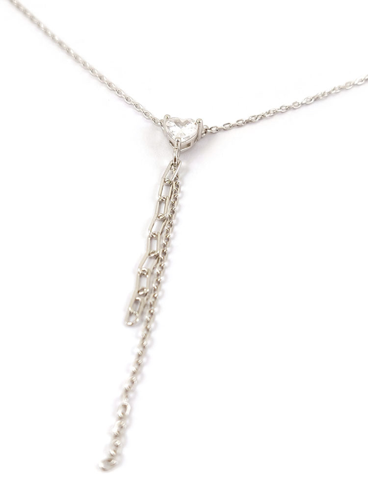 "Close-up of a crystal heart pendant on a 925 sterling silver adjustable chain, showcasing its brilliant sparkle and fine craftsmanship."