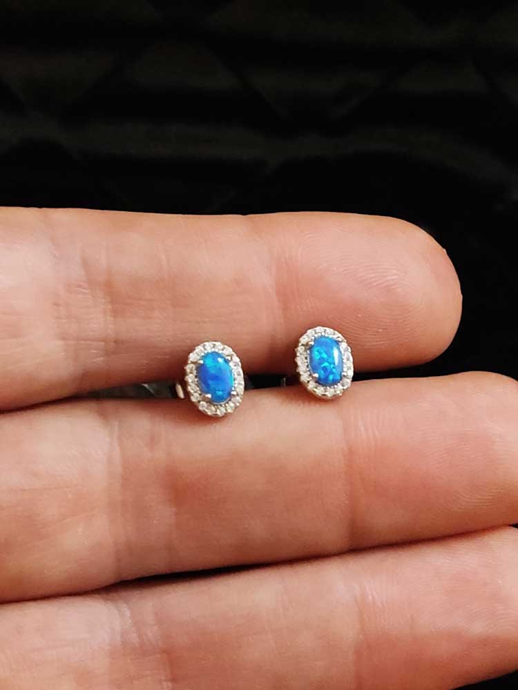 Side view of handcrafted opal earrings – Showcasing the intricate Greek craftsmanship and timeless design.