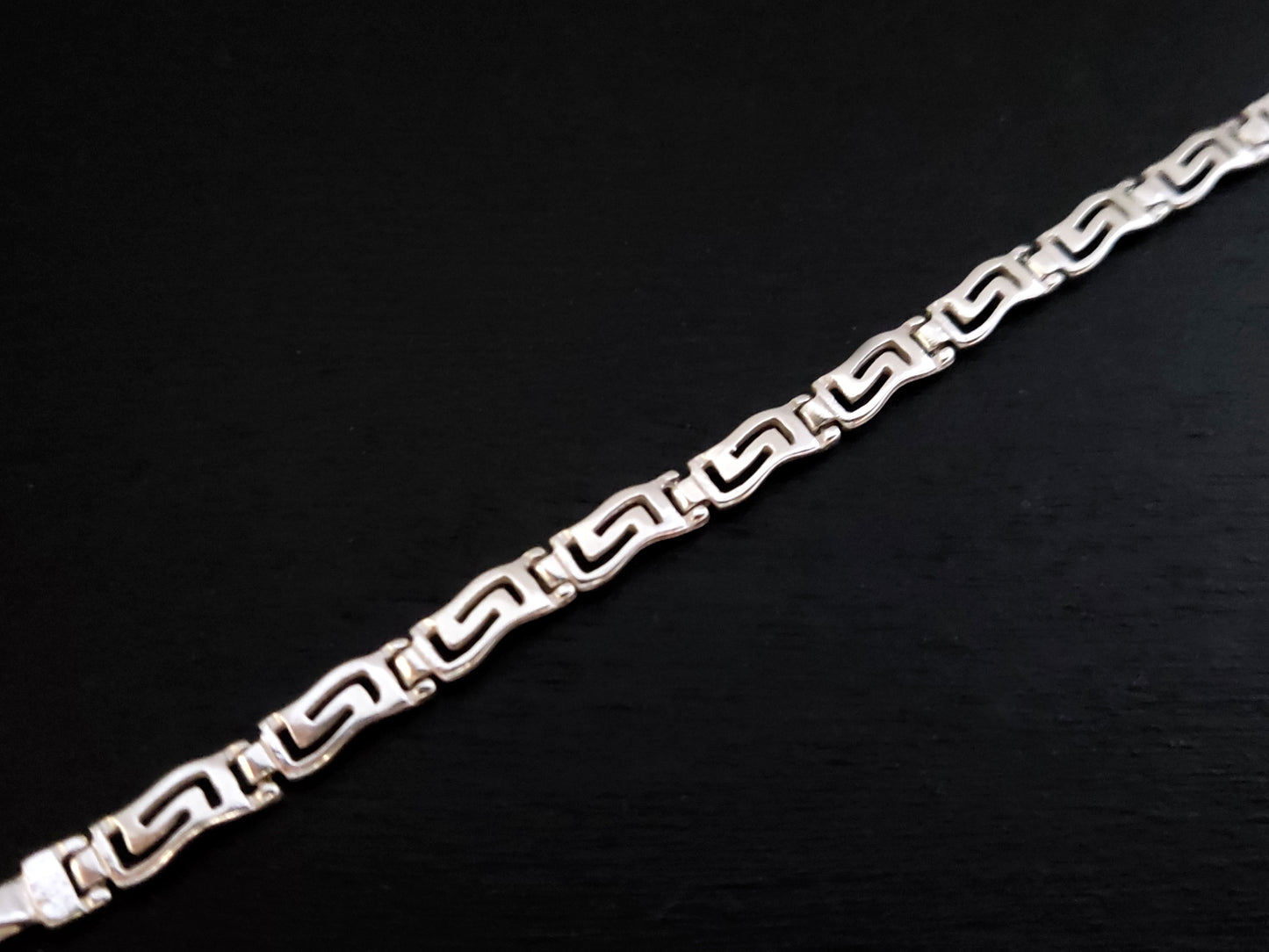 Silver Greek Key Wave Bracelet 4mm