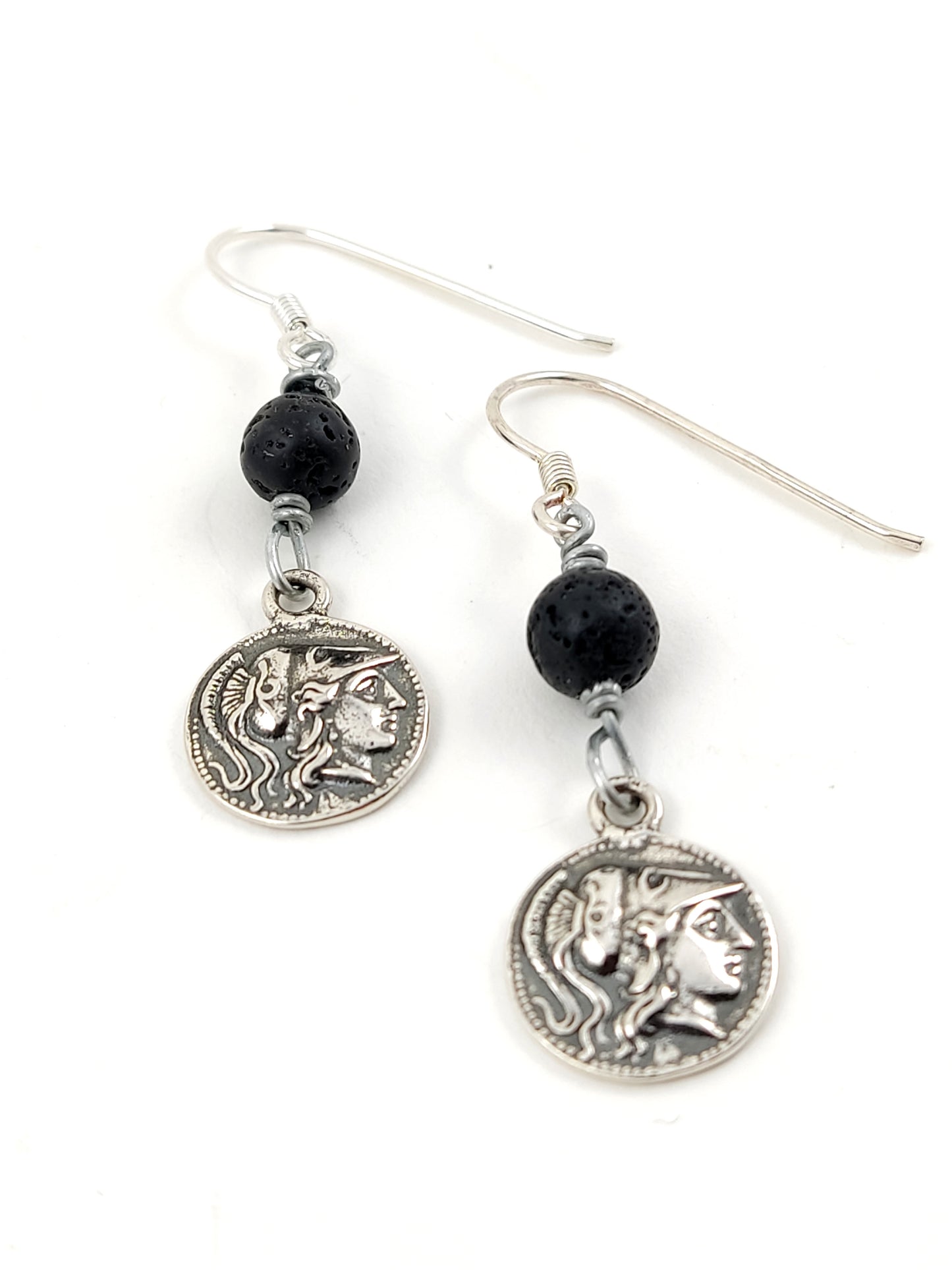 Boucles d’oreilles Athéna en argent de lave grecque