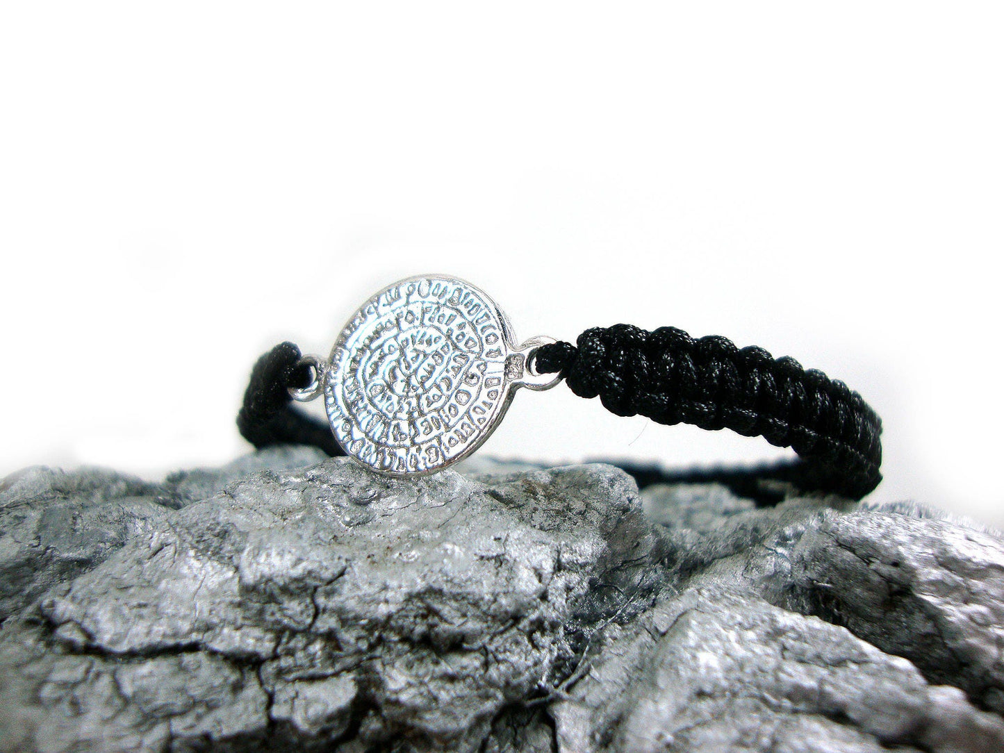 Sterling Silver 925 Ancient Greek Minoan Phaistos Disc 12mm Macrame Adjustable Bracelet , Phaistos Disc Armband, Bijoux Grecque Bracelet