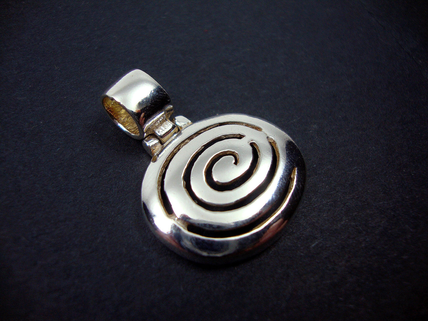 Greek Silver Spiral Pendant, Eternity Oval Vortex Spiral Key Jewelry 23x30mm, Griechische Silber Anhangerm, Pendetif Argent Grecque