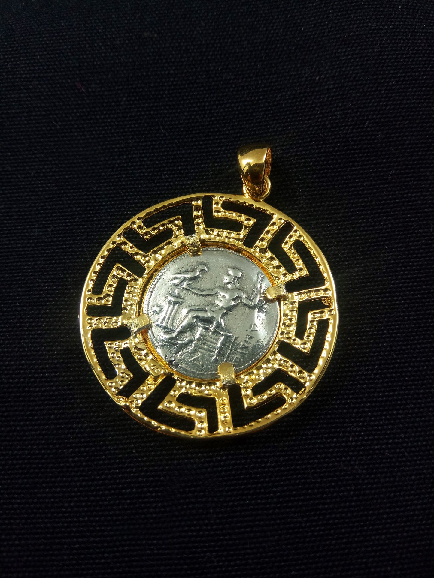 Pendentif Alexandre le Grand en Argent Plaqué Or 32mm
