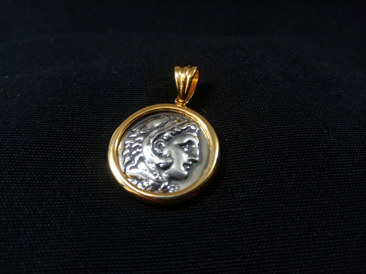 Alexander The Great Gold Plated Silver Pendant 21mm