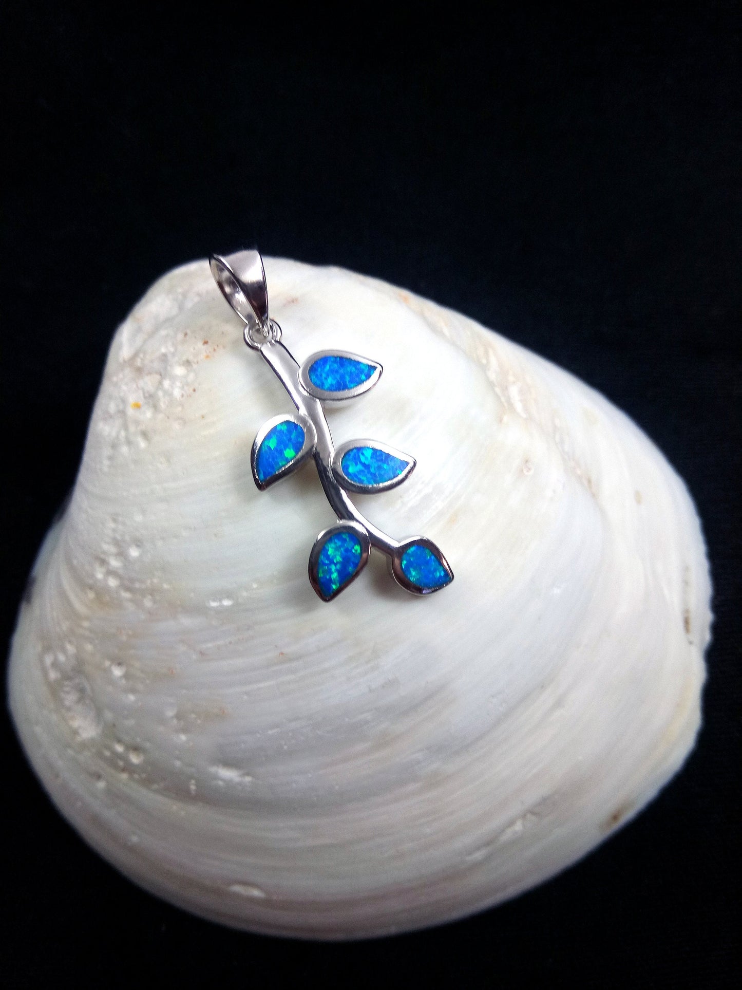 Sterling Silver 925 Greek Olive Leaf Fire Blue Opal Pendant 13x25mm, Greek Opal Leaves Pendant, Greek Jewelry, Griechischer Opal Schmuck
