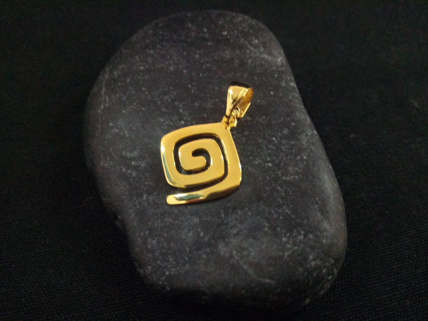 Sterling Silver 925 Greek Infinity Key Swirl Vortex 13x13mm Gold Plated 22K Pendant, Meander Silver Pendant, Griechischer Silber Anhanger