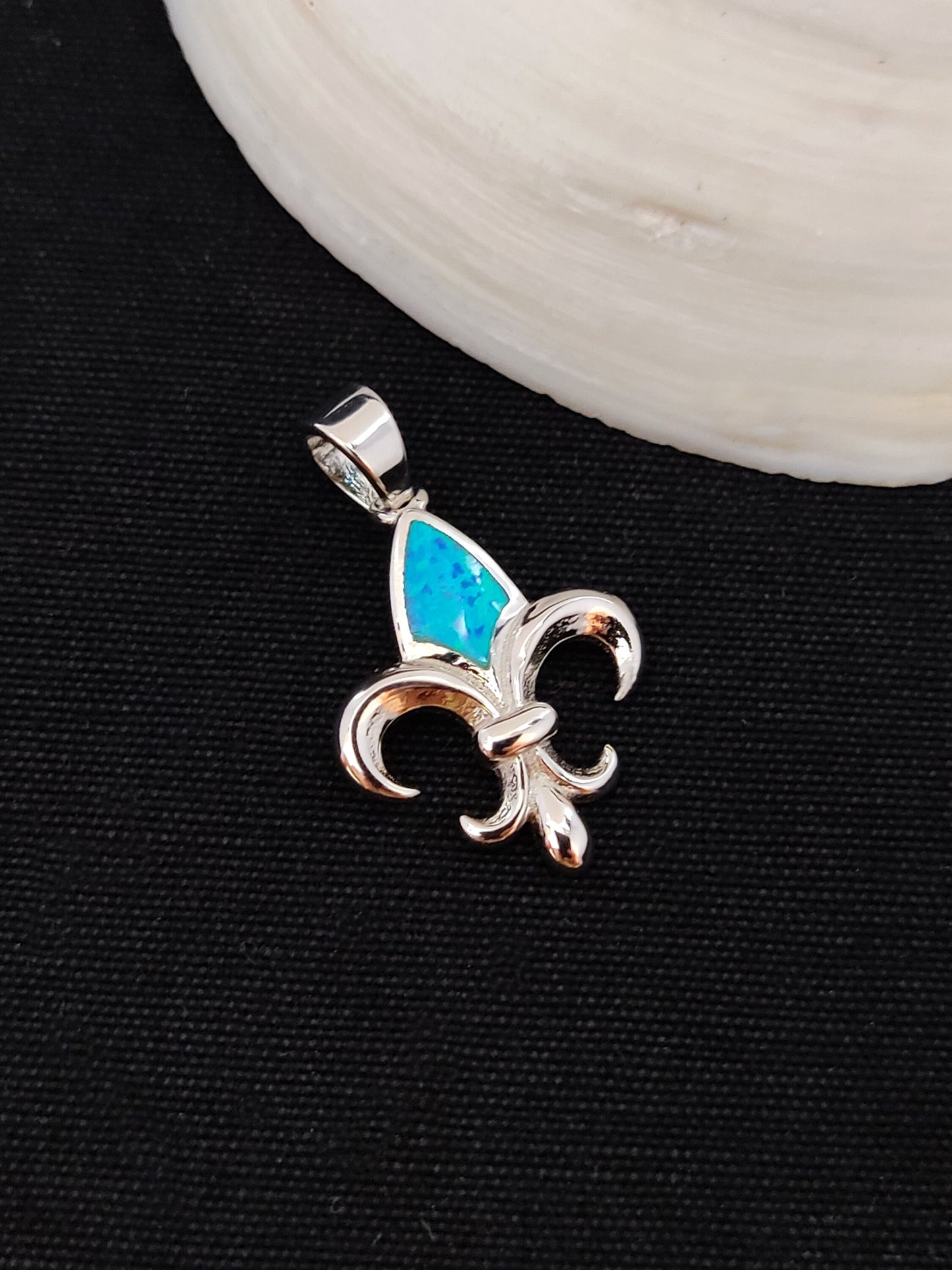 Sterling Silver 925 Blue Opal Fleur-de-lis lys French Lily Knight Pendant, Opal Lily Pendant, French Jewelry, Griechischer Opal Anhanger,