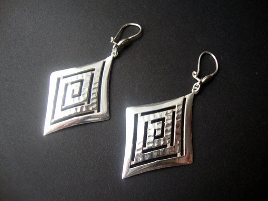 Silver Greek Earrings, Meander Greek Dangle Hammered Earrings From Greece, Jewelry From Greece, Bijoux Grece, Griechischer Ohrringe Schmuck