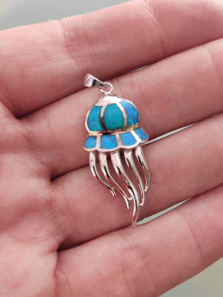 Sterling Silver 925 Jellyfish Medusa 40x12mm Opal Pendant, Jellyfish Fire Opal Pendant, Griechisches Blau Opal Anhanger, Grecque Pendetif