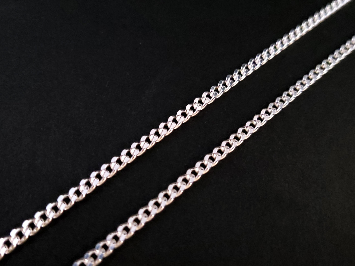 Bracelet de cheville gourmette à chaîne argentée de 3 mm