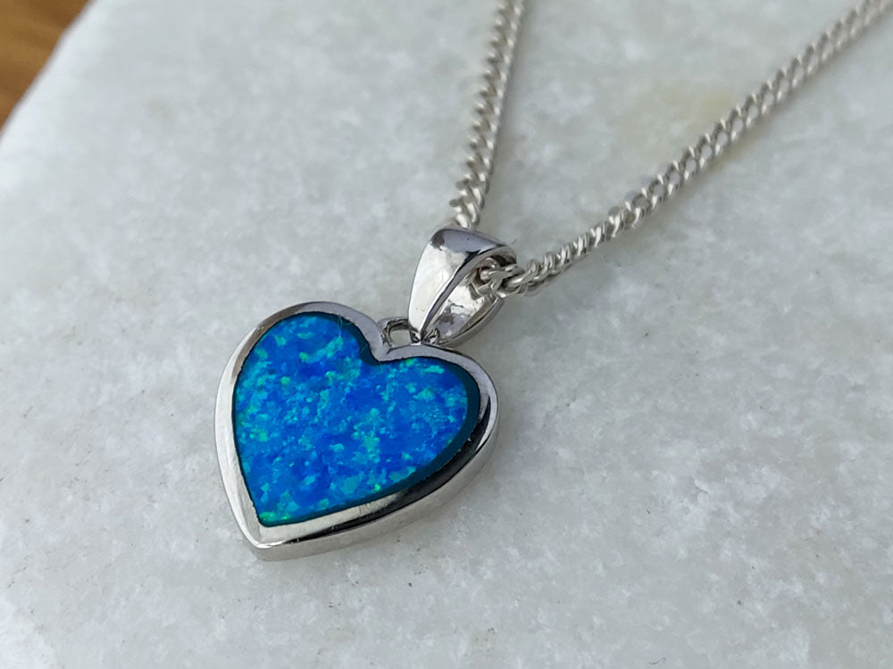 925 hallmarked opal heart pendant