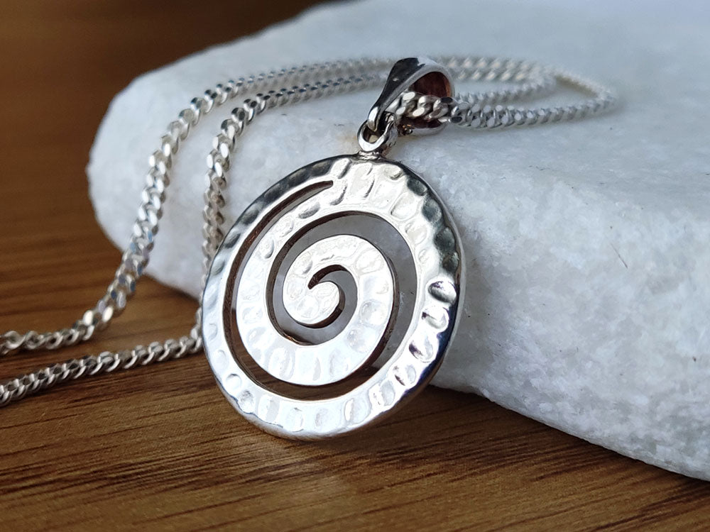 Sterling Silver 925 Greek Spiral Hammered Pendant 20mm – Sirioti
