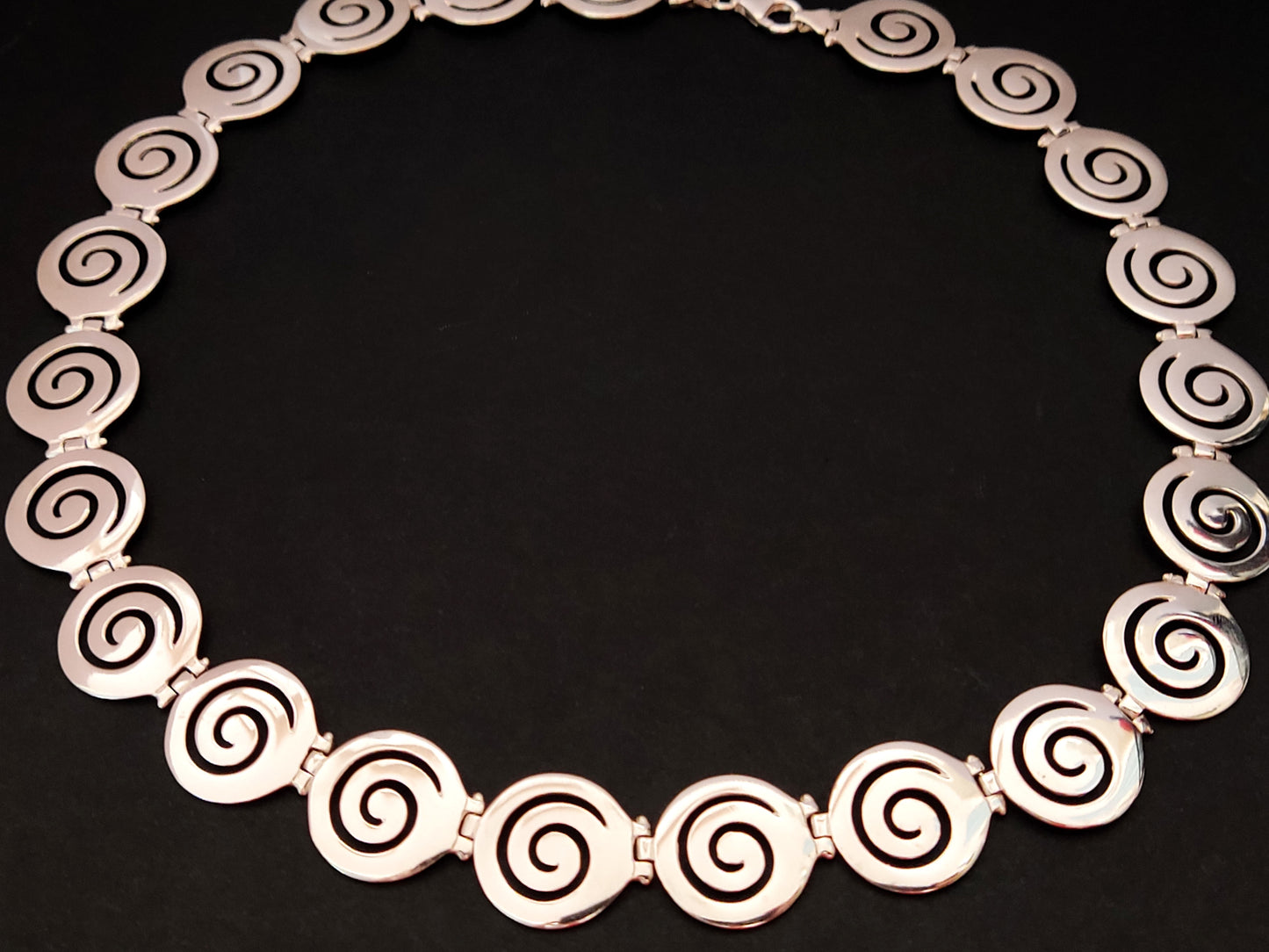 Collier en argent spirale grecque 19 mm