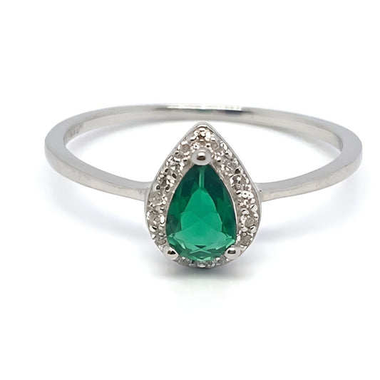 Sterling silver 925 modern ring with pear-shaped dark green crystal