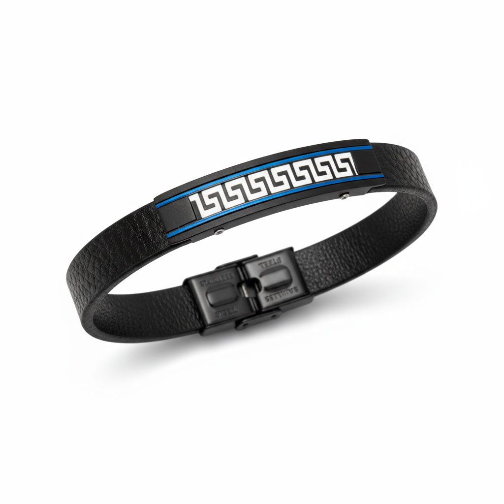 Close-up of 10mm wide leather and steel men’s bracelet