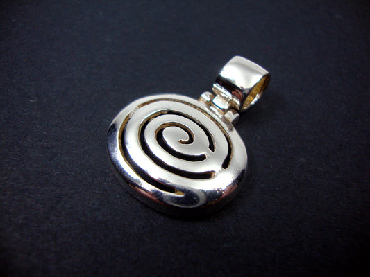 Greek Silver Spiral Pendant,  Eternity Oval Vortex  Spiral Key Jewelry 23x30mm, Griechische Silber Anhangerm, Pendetif Argent Grecque