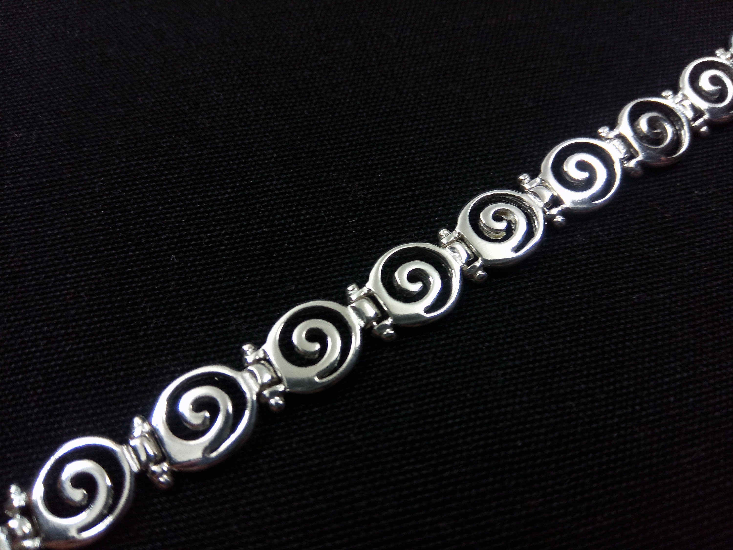 Sterling silver hot sale bracelet price