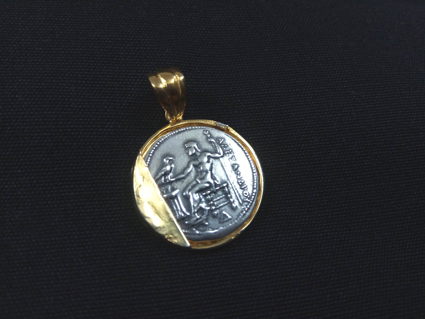 Alexander The Great Gold Plated Silver Pendant 21mm