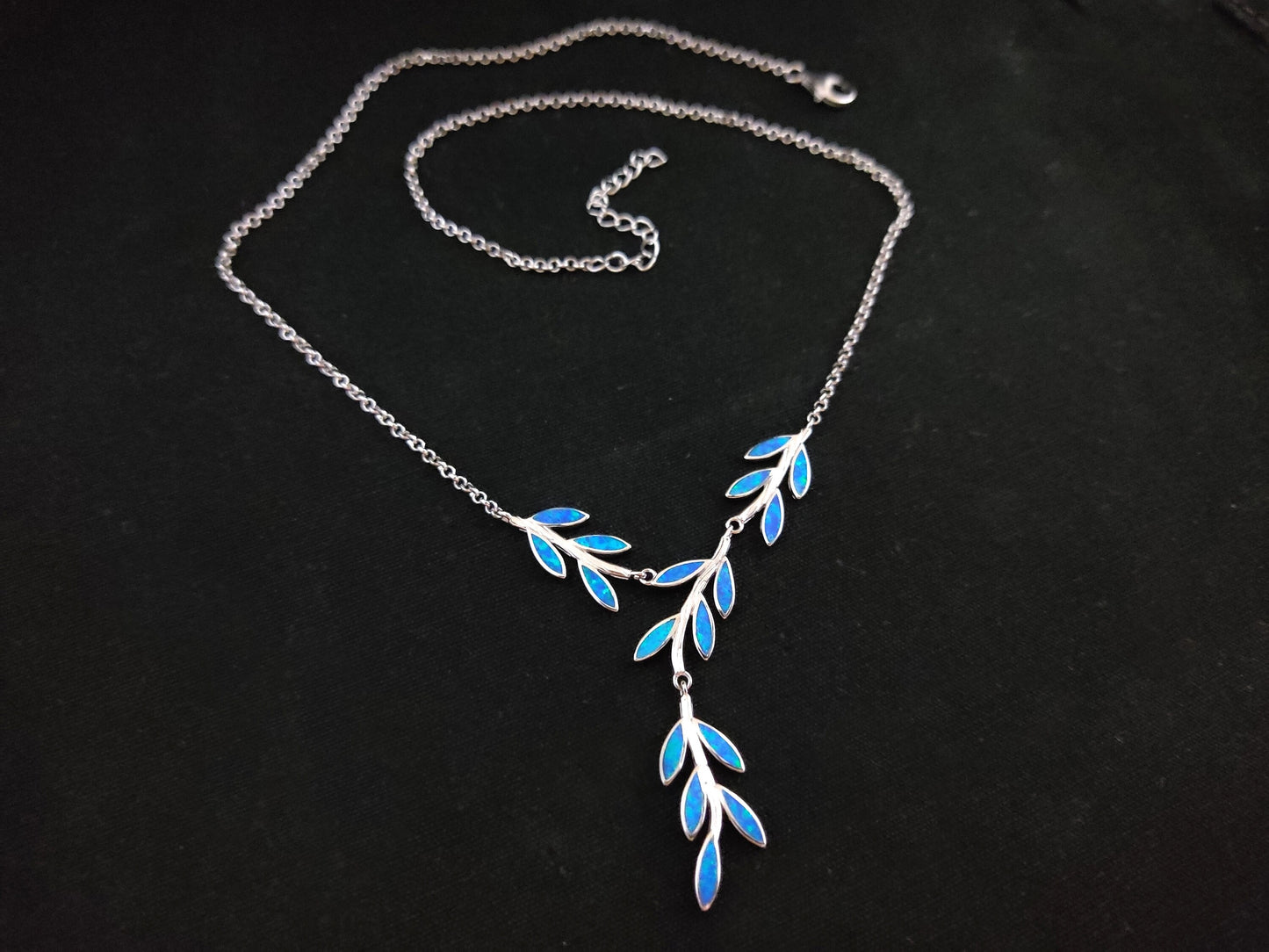 Sterling Silber 925 Fire Rainbow Blue Opal Olive Leaf Leaves Fine Necklace, Athena Necklace, Blau Opal Herz Anhanger, Bijoux Grecque, Heart