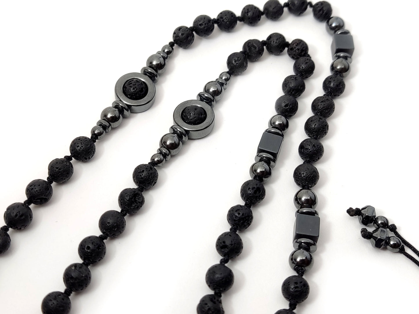 Long collier grec de pierres de lave 75cm - 29.2inch, collier d'hématite de pierres volcaniques noires d'hommes femmes, collier de cadeau d'hommes, bijoux de Santorini