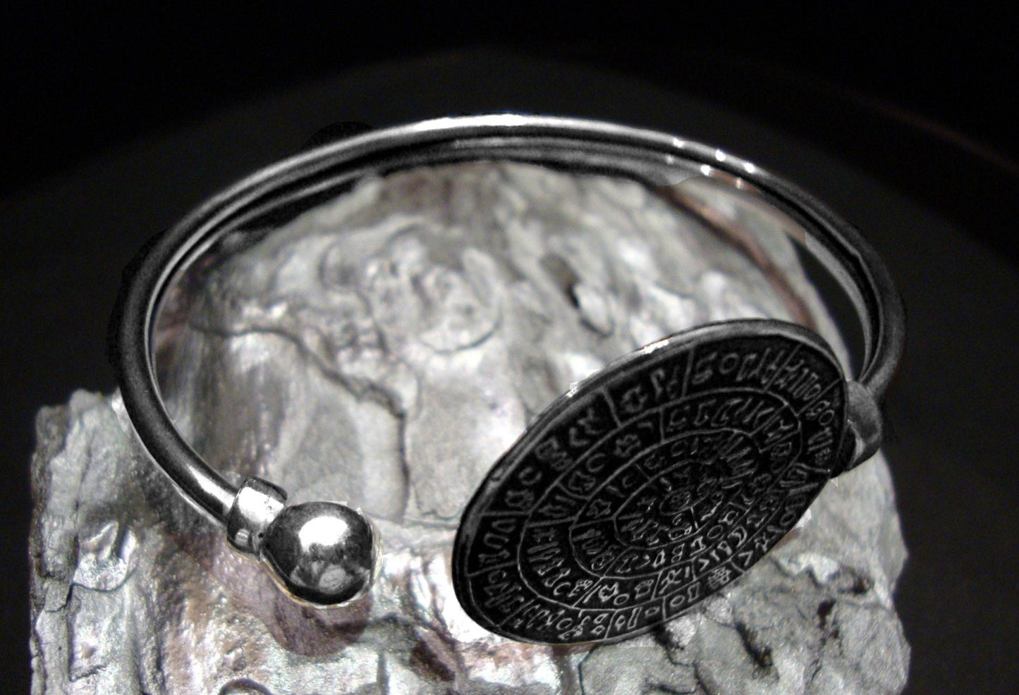 Diskos von Phaistos Armreif Silberarmband, Schmuck aus Griechenland, Diskus von Phaistos, griechischer Schmuck, griechisches Armband, Kreta, Kunst
